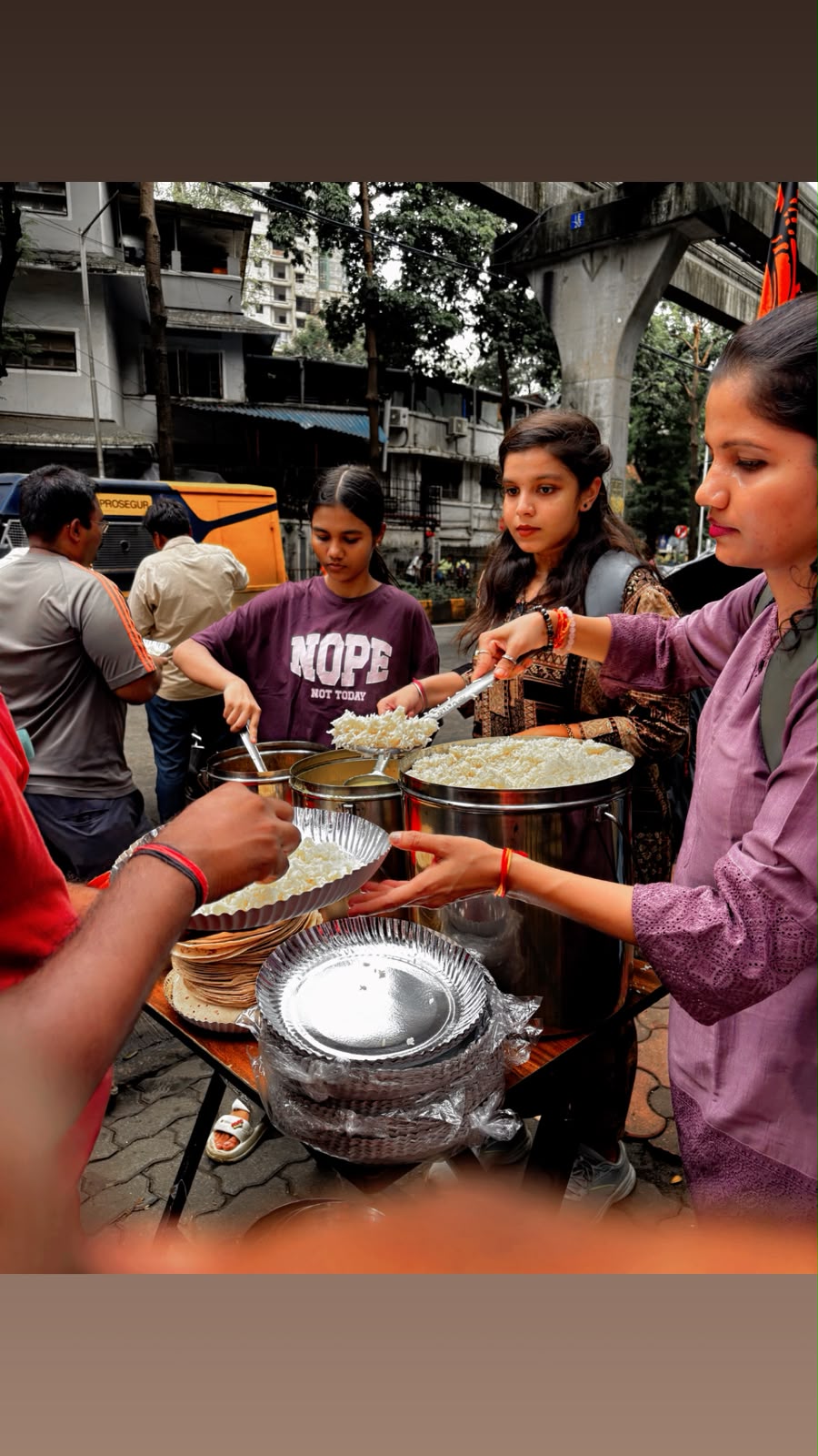 Street Food Distribution